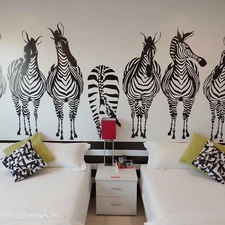 斑比bambi Hotel ไถหนาน ภายนอก รูปภาพ
