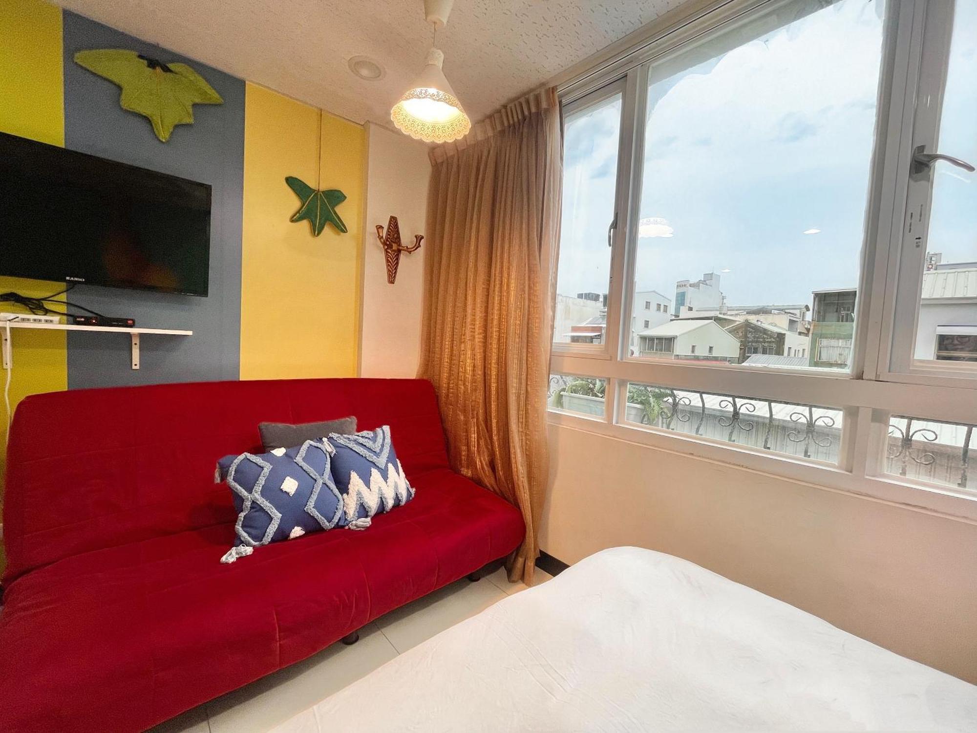 斑比bambi Hotel ไถหนาน ภายนอก รูปภาพ